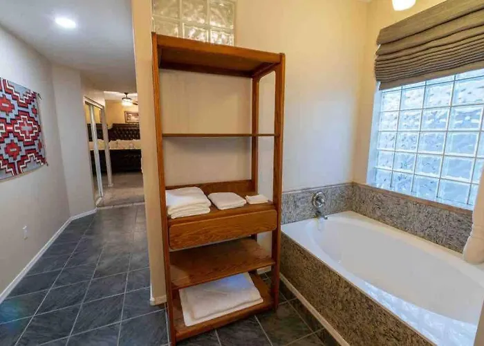 Mountain View Hide Away With Heated Pool